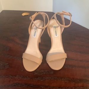 Steve Madden Nude Heels